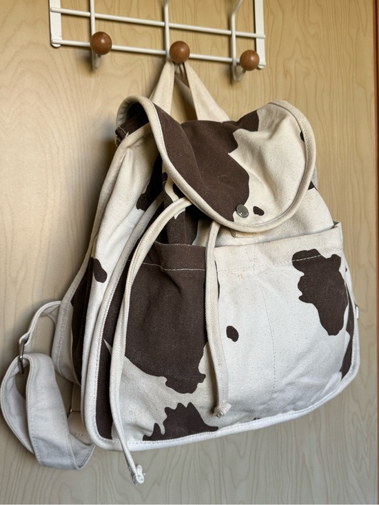 Baggu Cowprint backpack